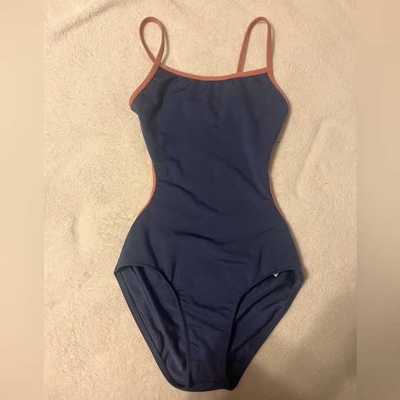 Dance leotard! Size small! Excellent condition! - Picture 4 of 5